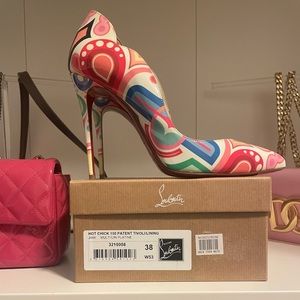 Christian Louboutin hot chick 100 size 38